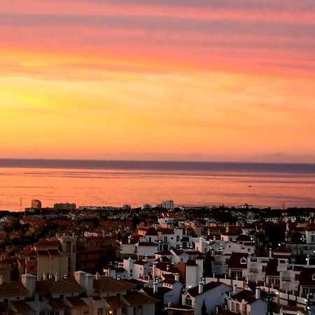 4 Bedroom Holiday Townhouse In Riviera Del Sol With Sea Views Sitio de Calahonda Luaran gambar